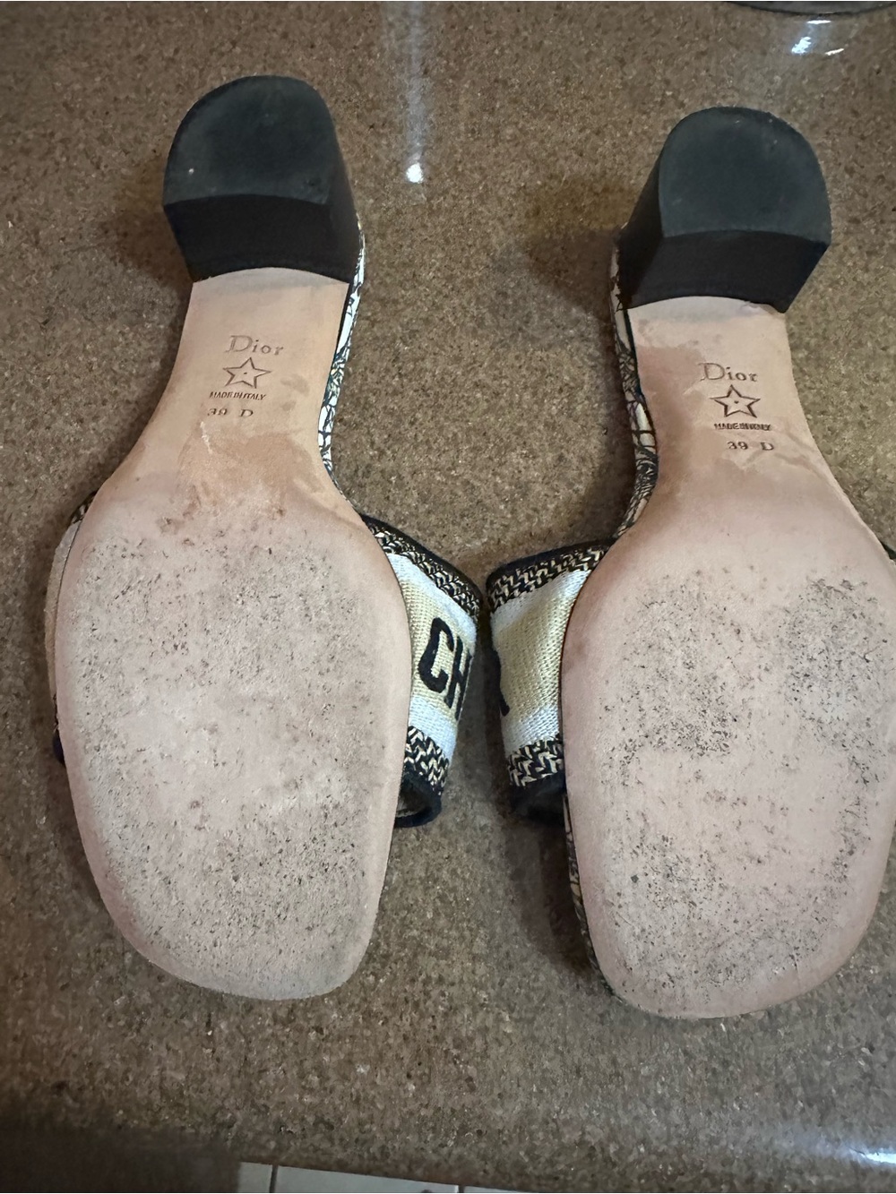 Dior Dway Healed Slide - Picture 4 of 4
